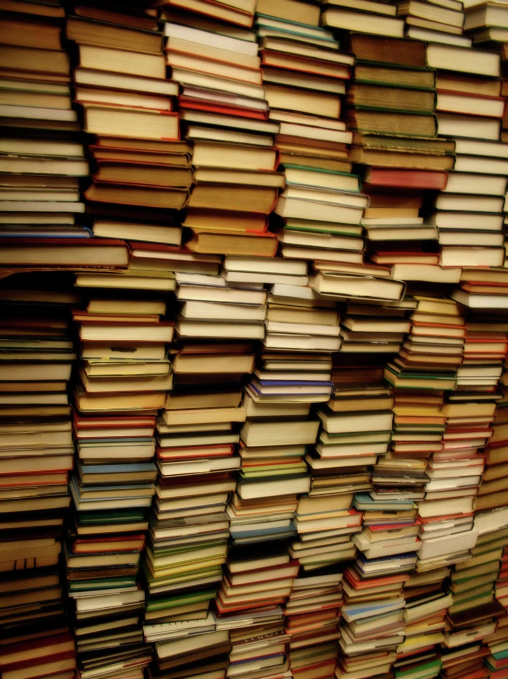 Вывоз книг в Санкт-Петербурге с нашей оплатой. Библиотека или ненужной макулатуры